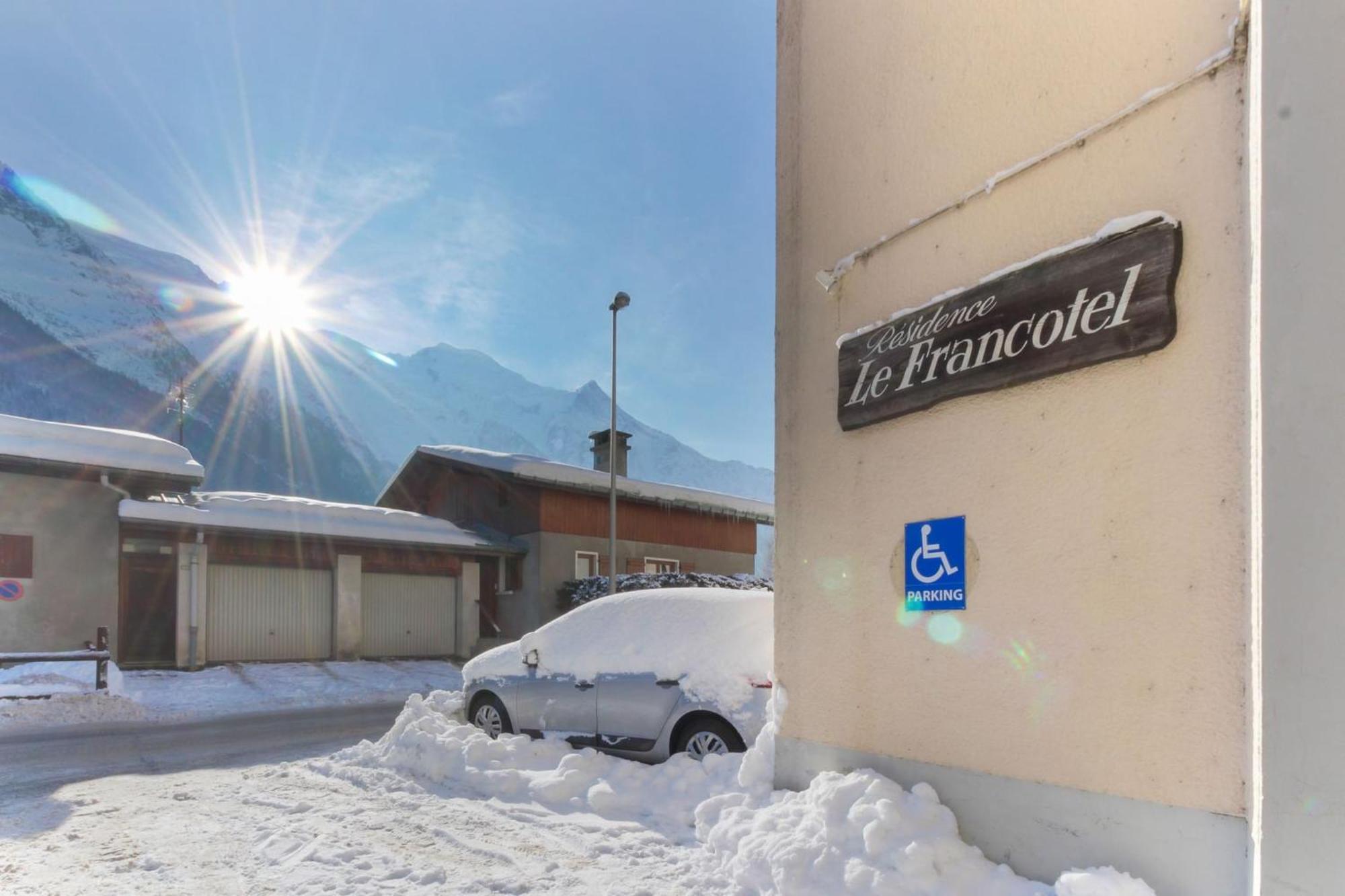 Les Pecles Mt Blanc - Chamonix Center Apartman Kültér fotó